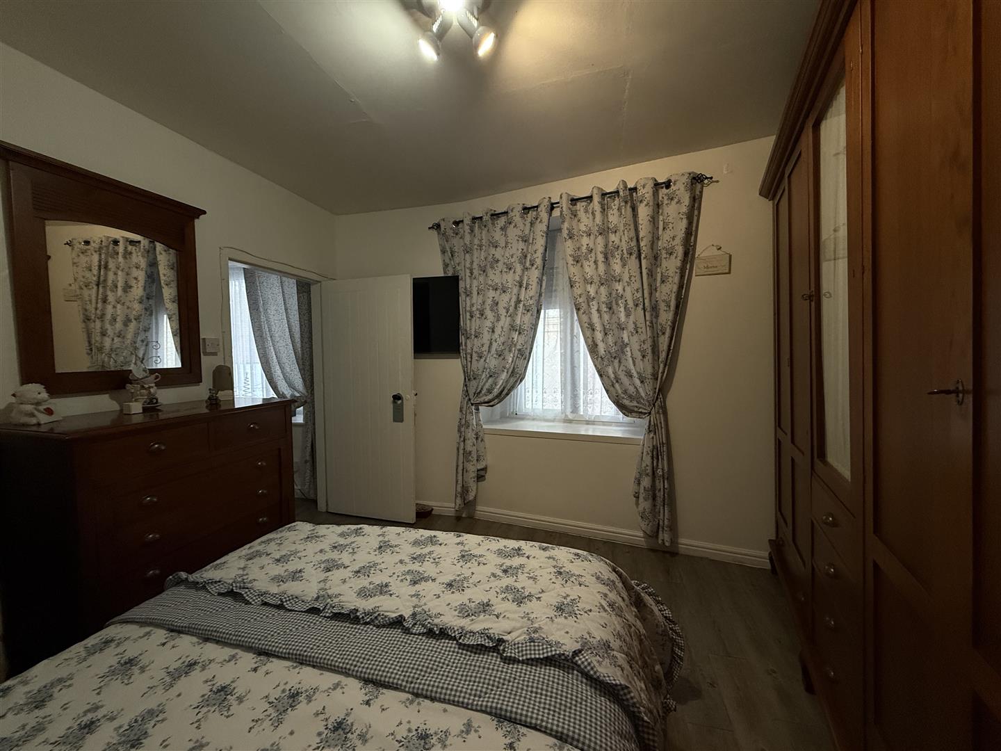 Image of House - 2 Bedrooms - 1 Bathrooms for Sale in Upper Town-Gibraltar, Image 17